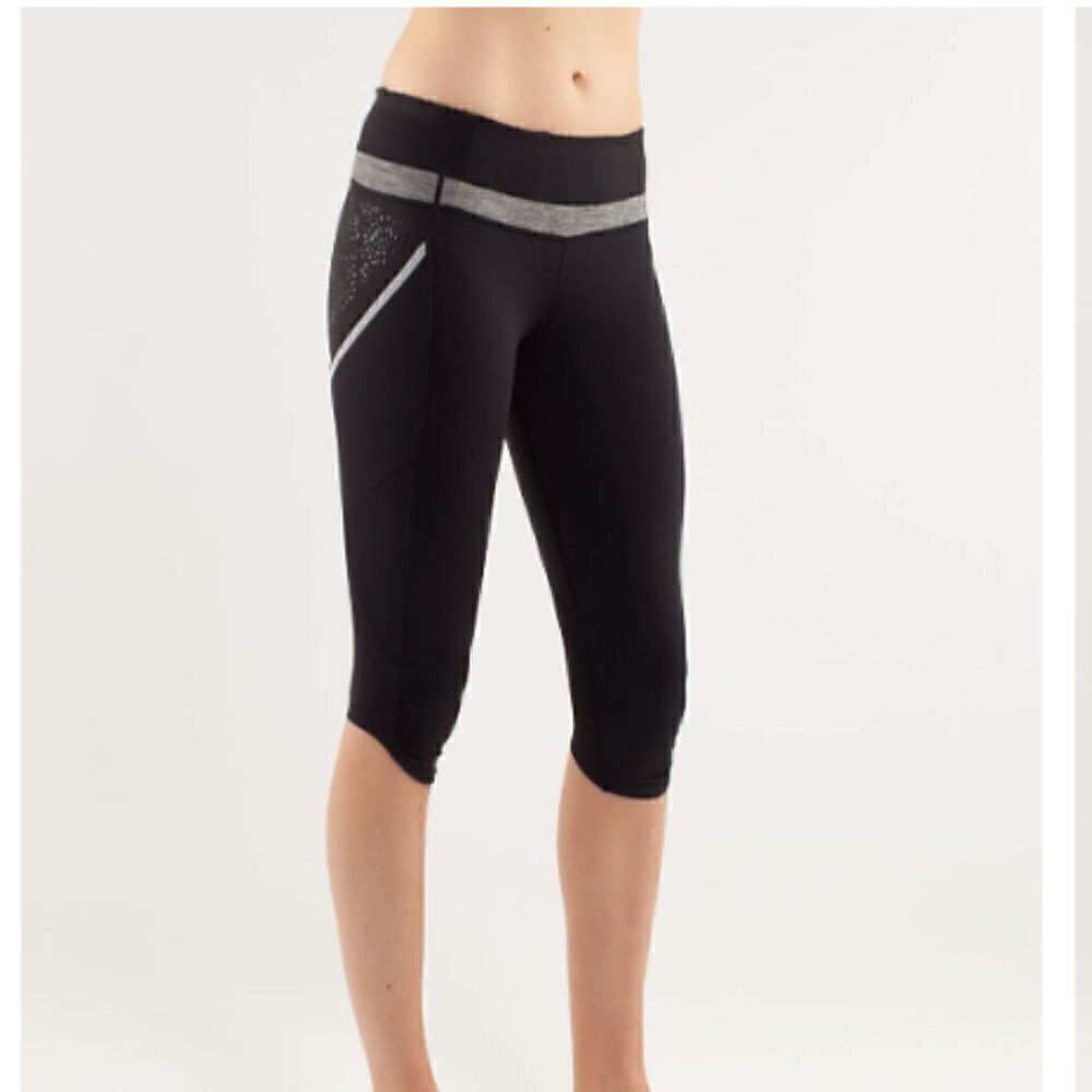 Lululemon Run a Marathon Black Crop Leggings